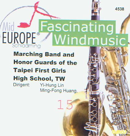 15 Mid Europe: Marching Band and Honor Guards of the Taipei First Girls High School - hacer clic aqu