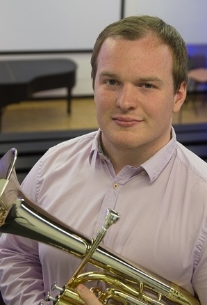 Bates, Jonathan - hacer clic aqu