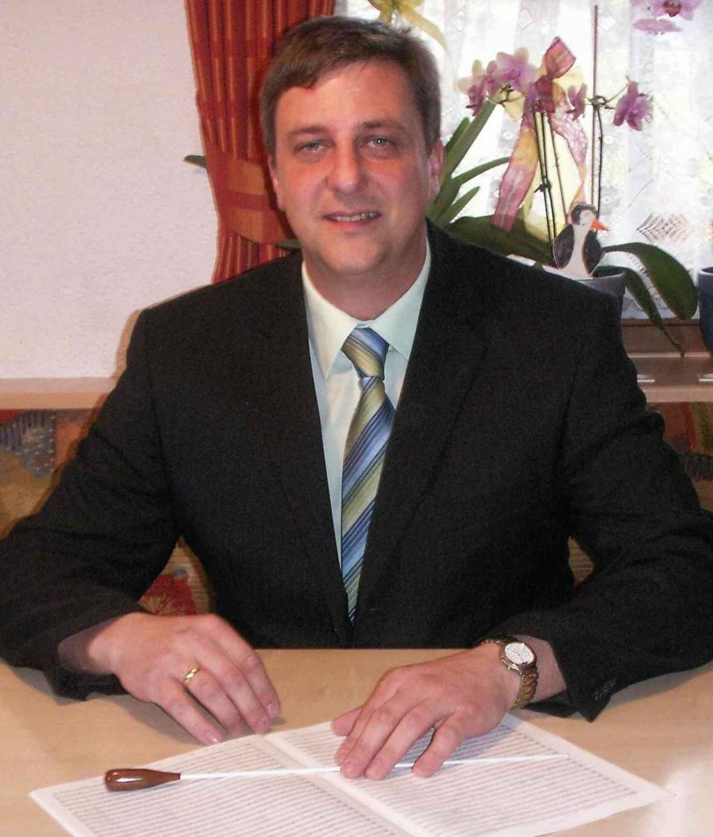 Hechenblaickner, Manfred - hacer clic aquí Hechenblaickner, Manfred - hacer clic aquí